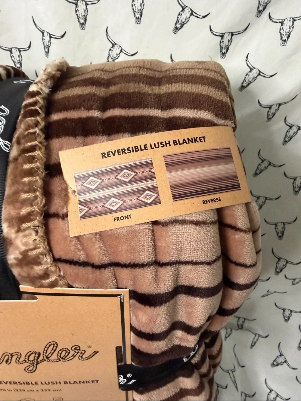 Wrangler Brown Reversible Plush Blanket - Full/Queen